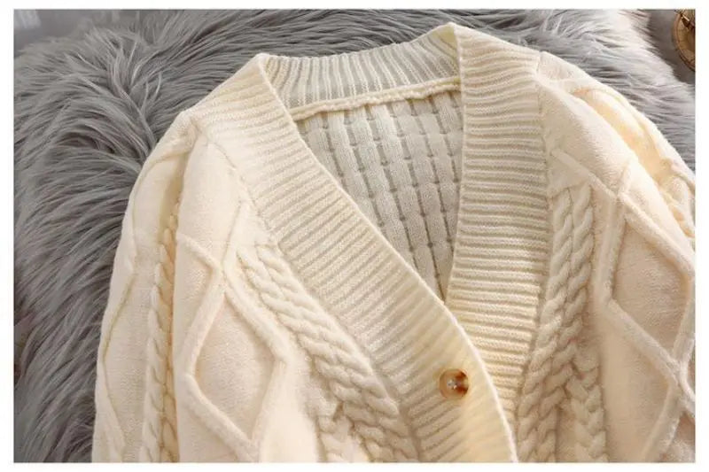 Lantern Sleeve Geometric Knitted Short Cardigan