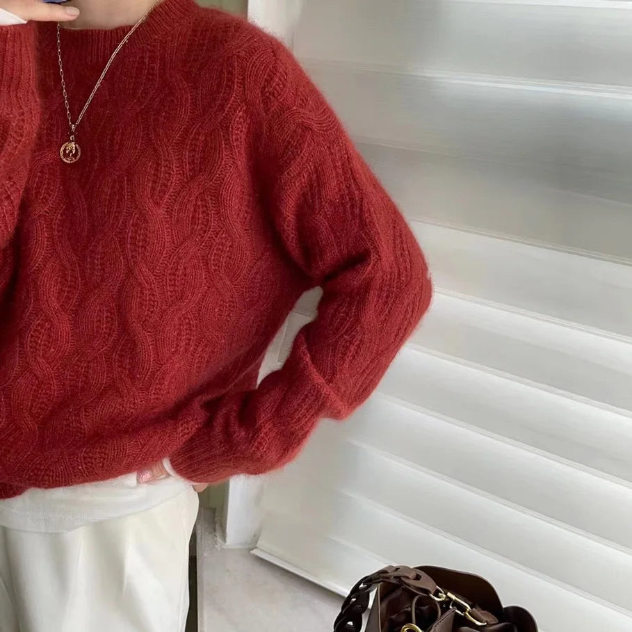 Crew Neck Cable Knit Cashmere Sweater
