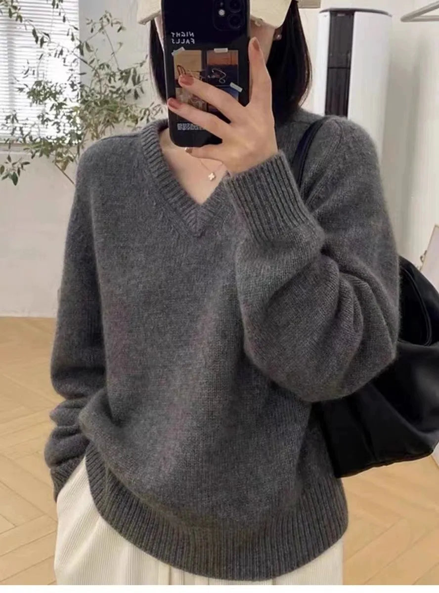 Gentle Herd V-Neck 100% Cashmere Sweater