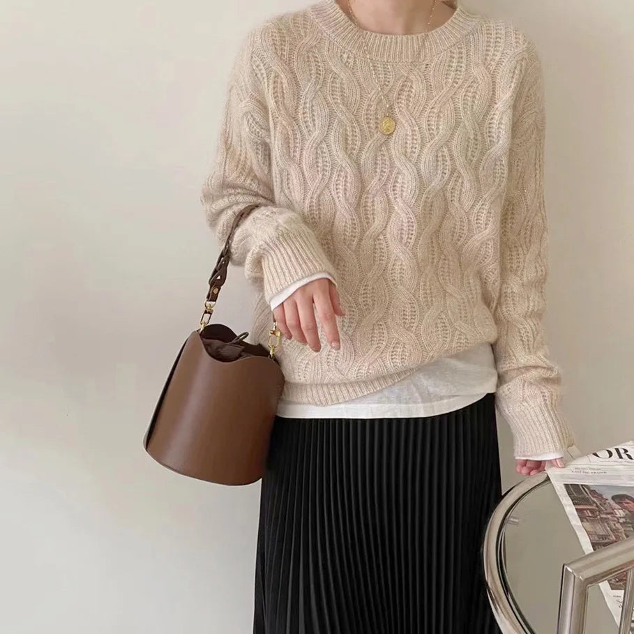 Crew Neck Cable Knit Cashmere Sweater
