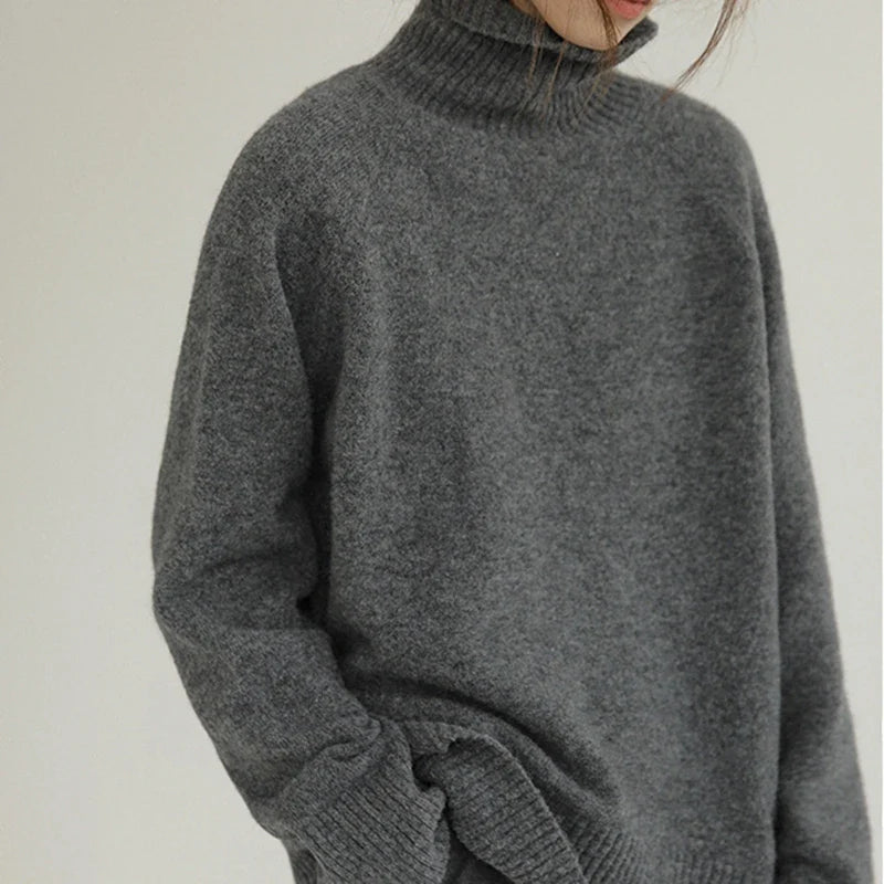 100% Wool Loose Turtleneck Sweater