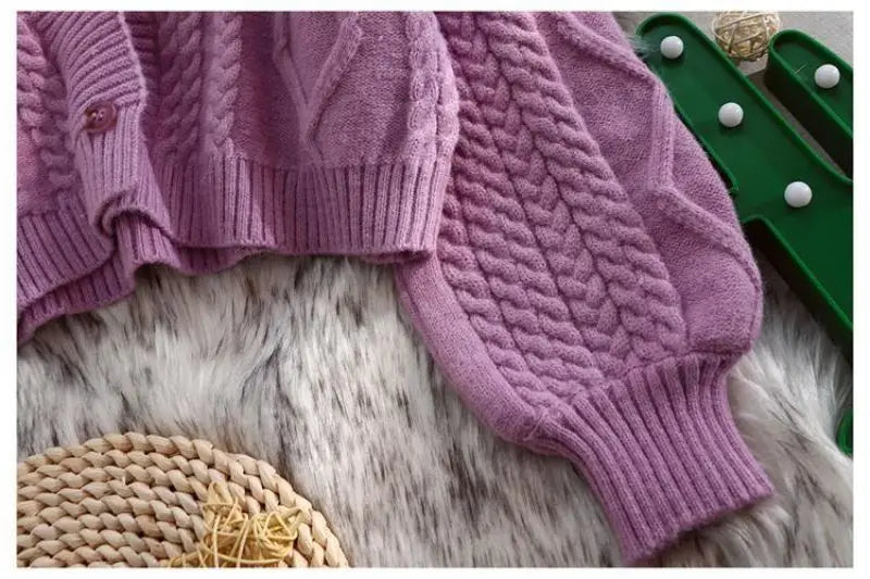 Lantern Sleeve Geometric Knitted Short Cardigan