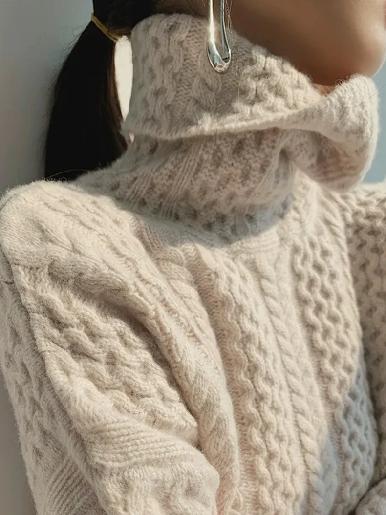 Cable Knit Turtleneck Cashmere Sweater