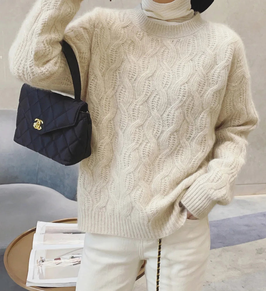 Crew Neck Cable Knit Cashmere Sweater