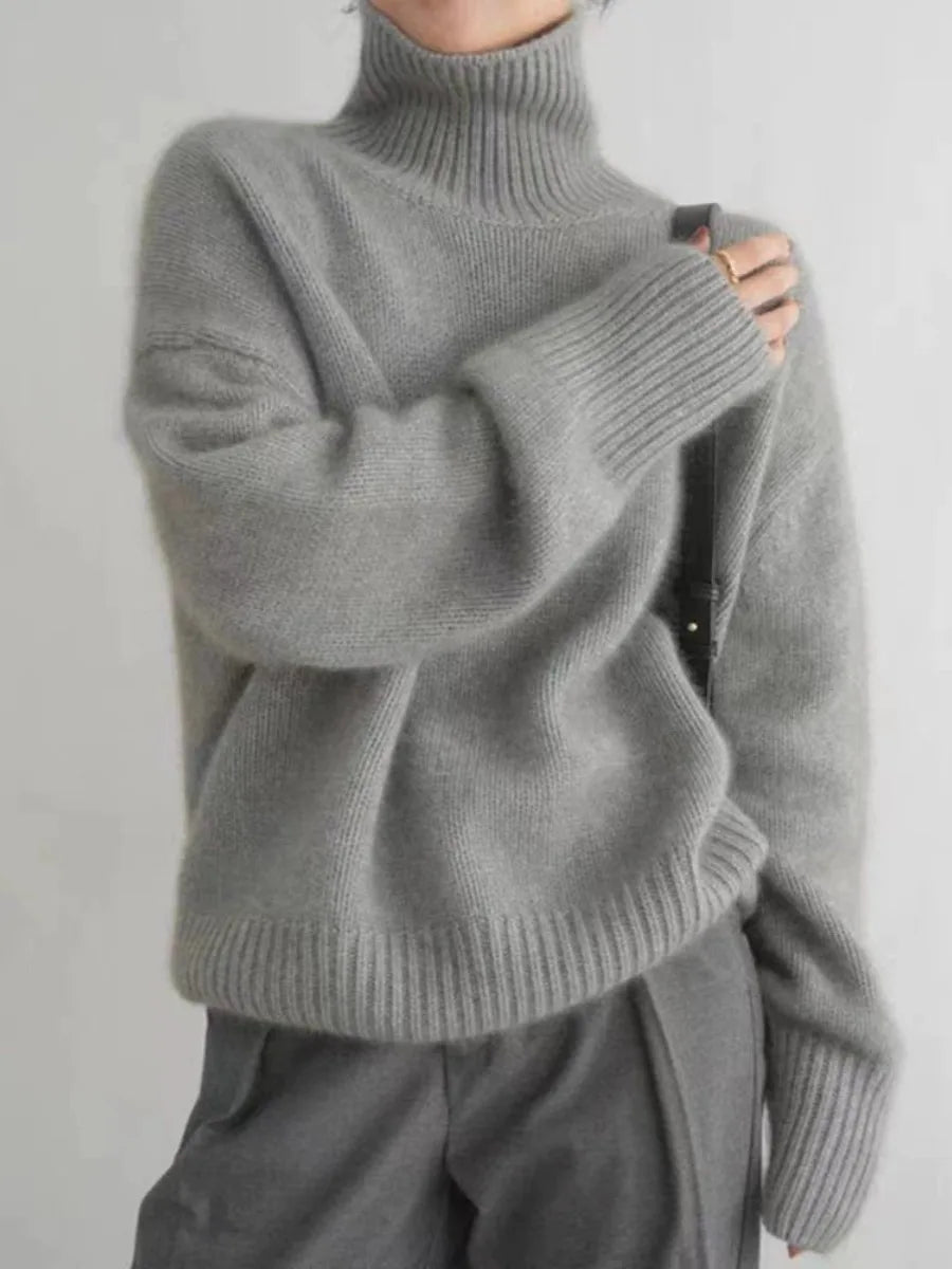 Oversized Turtleneck Cashmere Sweater