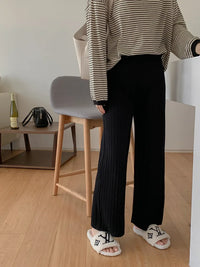 Drawstring Ribbed Knitted Wide Leg Sweatpants