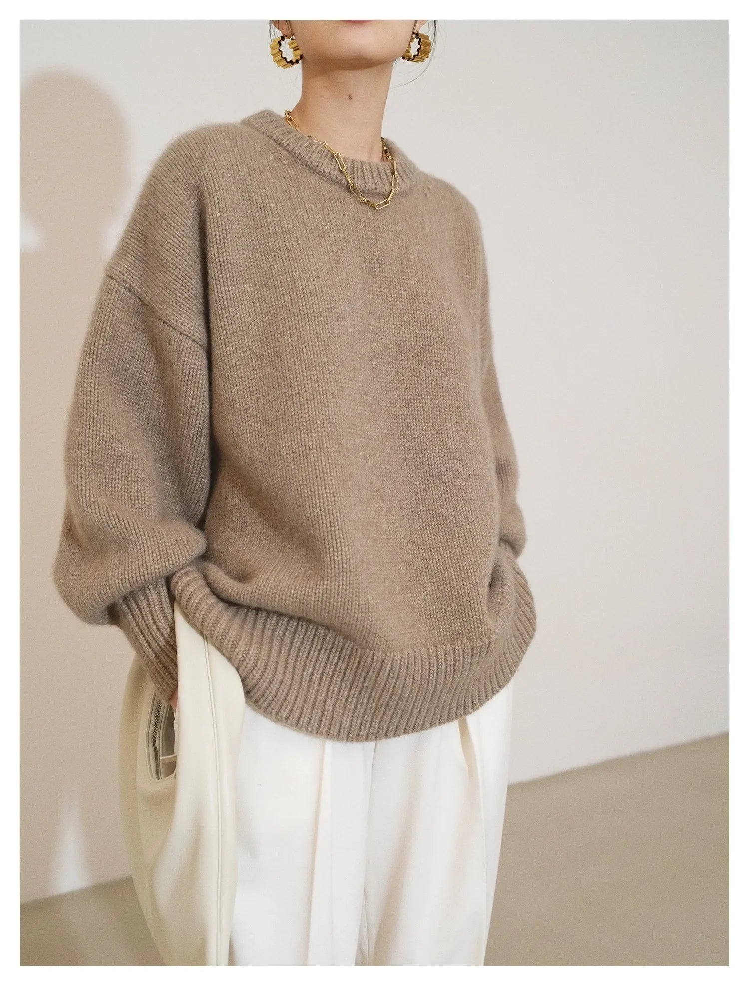 Round Neck 100% Cashmere Sweater
