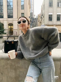 Round Neck Loose Cashmere Sweater