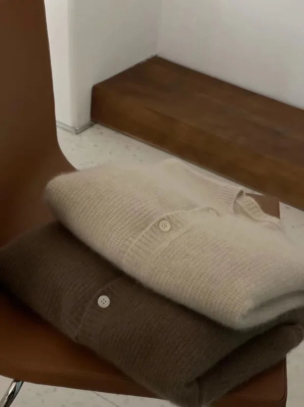 Brown / S